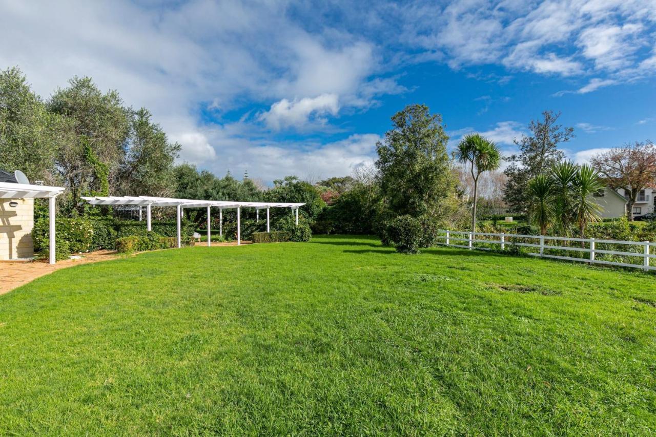 A Majestic Slice Of Heaven Vila Karaka Exterior foto